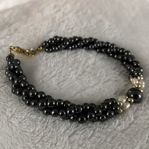Hematite bead and Pearl bracelet